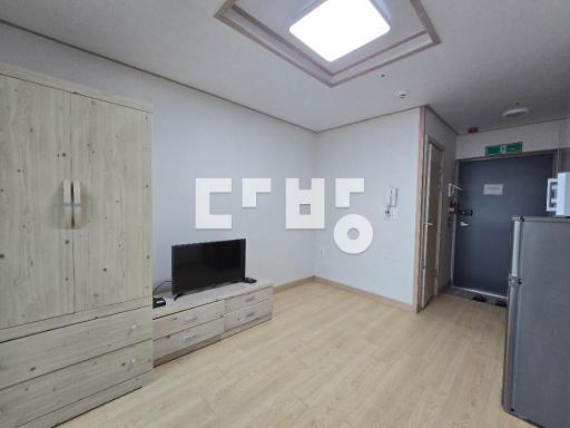 Apartment in 대전광역시, 원내동, 진잠동 - View 3