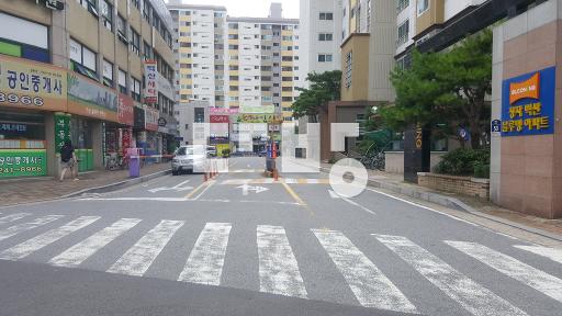 거실,방1확장 넓은거실,베란다 해잘들어와 밝고 환해요 정상입주 - View 2