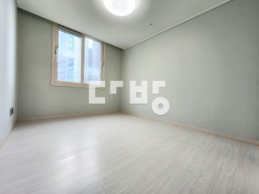 앞동고층,시스템에어컨2대,내부상태깔끔,8월1일이사협의 – pohled 4