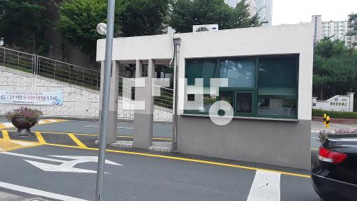 집주인거주,이사날짜언제든가능,중앙초인접동 - View 2