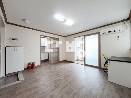 Apartment in 상봉동 - View 3