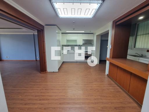 Apartment in 황금동 - View 4