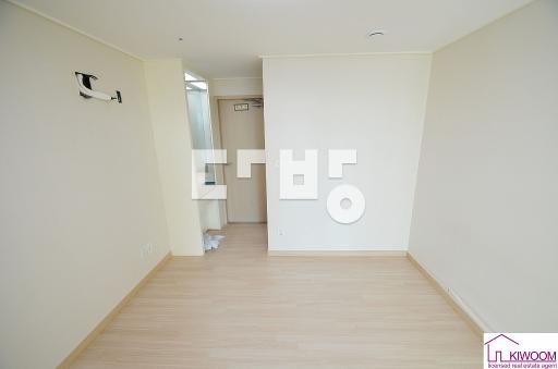 Apartment in 대소원면 - View 3