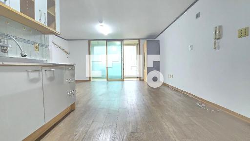 Apartment in 개신동 - View 5