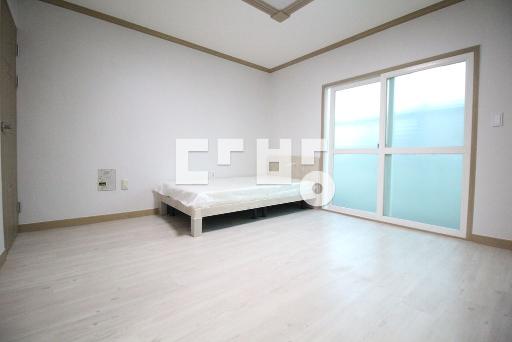 Apartment in 신동 - View 3