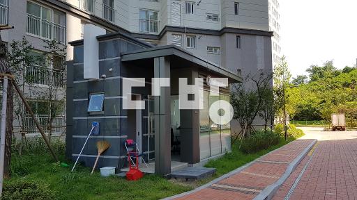 Apartment in 신갈동 - View 2