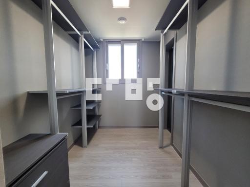 Apartment in 고덕동 - View 2