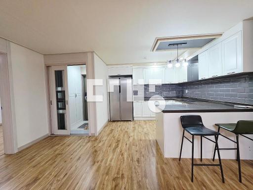 Apartment in 평택시, 독곡동, 신리 - View 3