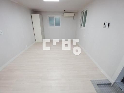 강추 숲길공원근처 넓고 왠만한지상보다쾌적 상태양호 풀옵션방 공실시실사진 - View 2