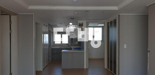 Apartment in 야음동 - View 3