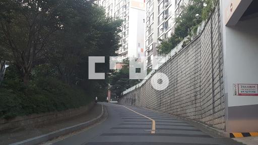공기좋은 숲세권,남향,내부깨끗,수리없이 바로 입주 - View 2