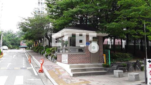 아파트 - View 2