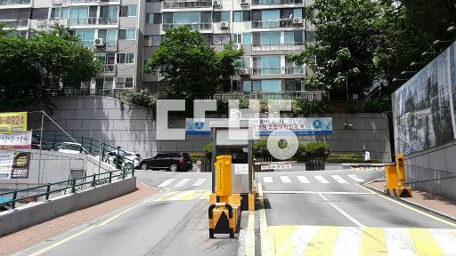 Apartment in 옥수동 - View 3