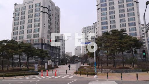 Apartment in 관양동 - View 2