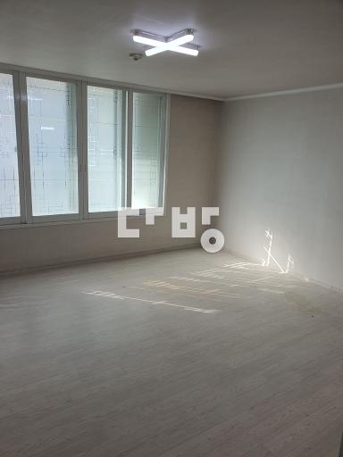 Apartment in 어방동 - View 4