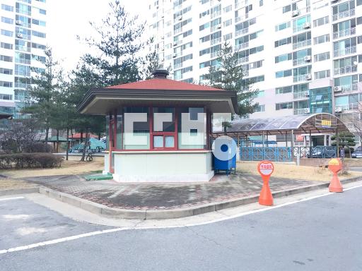 앞이 훤히트인 시원하고 따뜻한집  조용하고 넘 공기도 조코 구경와보세요 - View 3