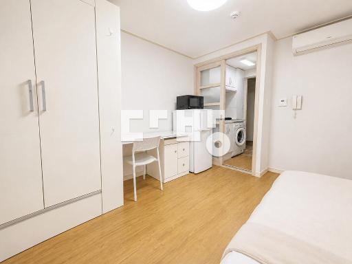 Apartment in 봉천동 - View 2