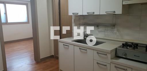 Apartment in 수원시, 세류동, 권선구 - View 2