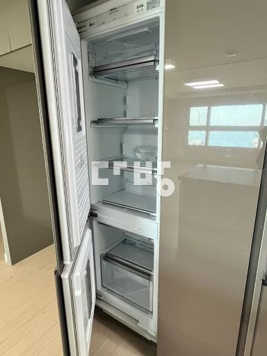 Apartment in 초량동 - View 4