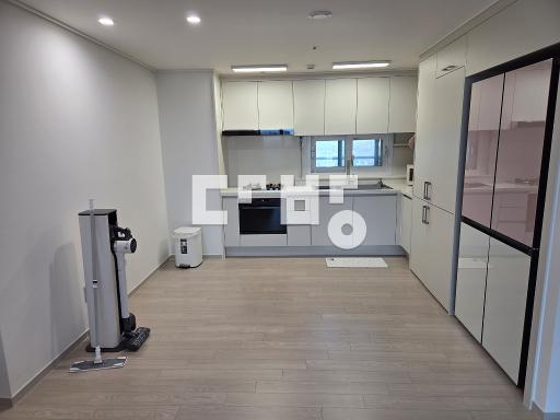 Apartment in 선부동 - View 2