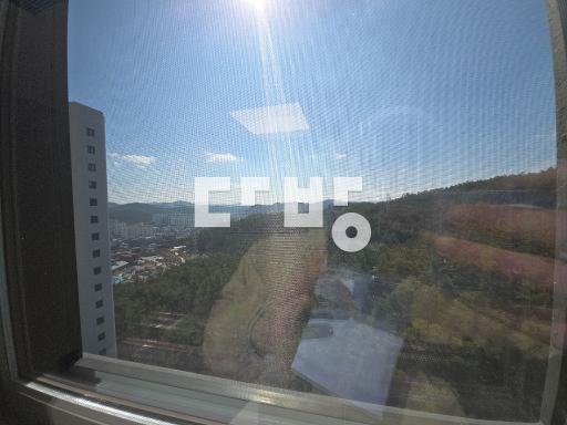 마피3천. 84E타입 고층 남동향,아침에 해가 잘 드는 집 - View 4