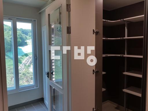 공실, 시스템에어컨, 정남향, 숲전망. - View 3