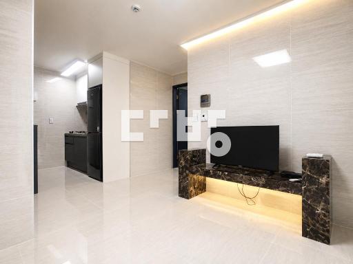 Apartment in 수원시, 영통구 - View 2