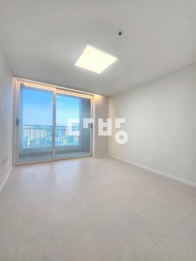 Apartment in 오전동 - View 4