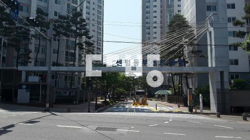 Apartment in BuSan광역시, 재송1동 - View 2