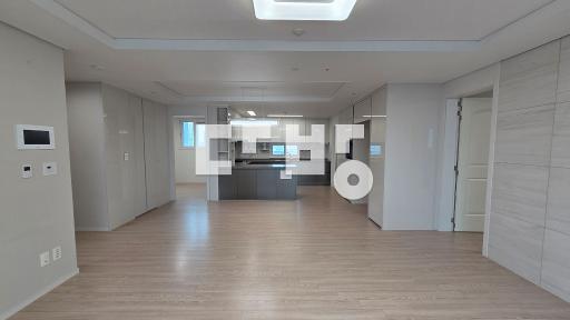 알파룸 있어 활용성 좋고 단지 조성된 세대, 시스템 4대 - View 4