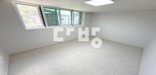 Apartment in 대전광역시, 학하동 - View 4