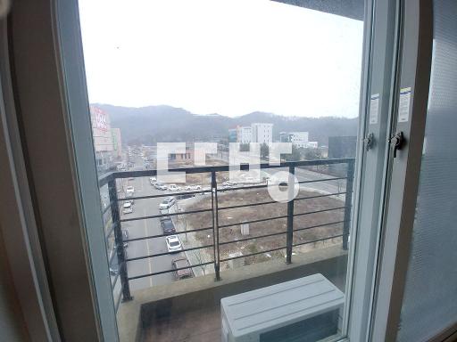 풀옵션  일반 원룸 오피스텔 2배크기 방1 큰거실1 구조 - View 4