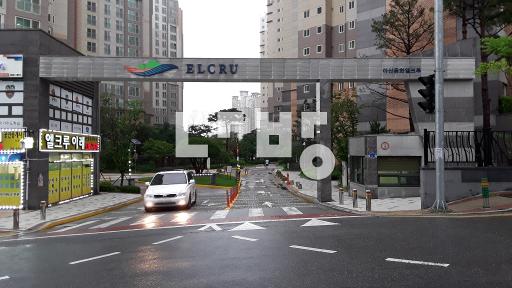 고층트인뷰 주인세대 관리최상 입주조율가능가격협의가능 - View 2