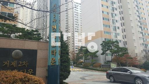 55. 최대 평수, 4베이  남향,  주인 계속 거주 관리 잘된 집 - View 2