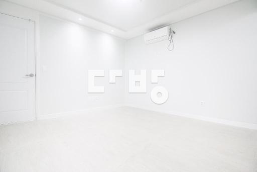 화이트톤 원룸,, EV엘베 공원앞 - View 3