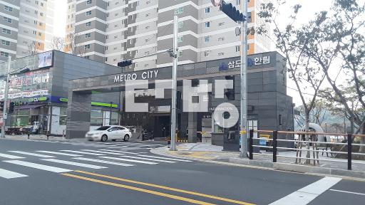 선호도 높은 앞동 / 시원한 산 뷰 / 일조량 최상 - View 2
