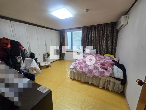 Apartment in 역촌동 - View 2