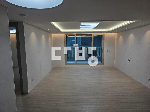 즉시입주,프라이빗 테라스형 아파트,전실에어컨,매수자희망가와 조율예정 - View 2