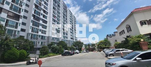 Apartment in 구서동 - View 2