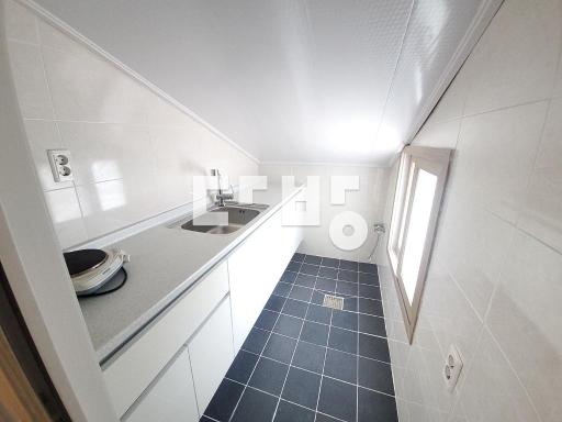 Apartment in 용원동 - View 3
