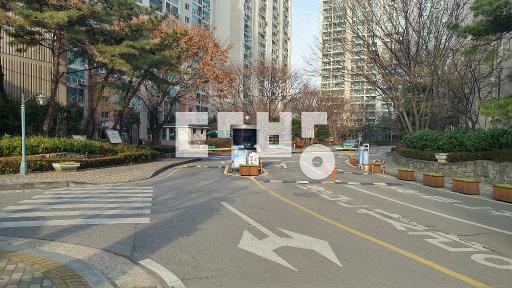 32P매매. 추천매물. 올확장. 아이키우기좋음집. 입구동. 진출입편리. - View 2