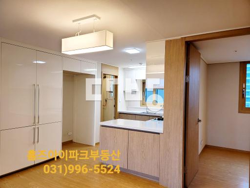 입주가능. 층 좋은집, 채광통풍좋아요, 조용한라인 ,관리잘된집 - View 4