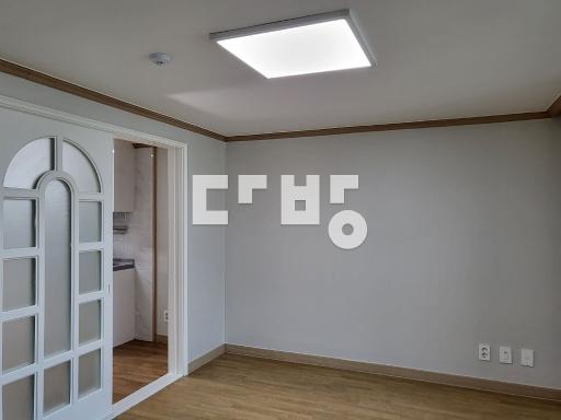 Apartment in 태장동 - View 2