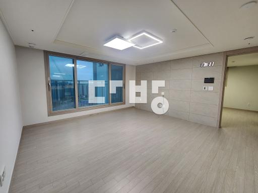 Apartment in 고덕동 - View 4