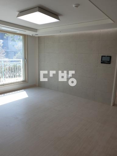 카이 도보로5분거리 남향이라 일조권 및 단열 최상 시스템에어컨2대설치 - View 4