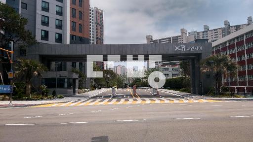 Apartment in 대연동 - View 2