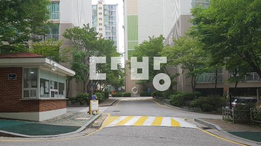 방2타입 넓은거실형 집수리함 27년1월입주 - View 3