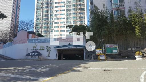 47,입구동,방1확장됨,내부깨끗함,초등학교바로옆동,전망최고 - View 2