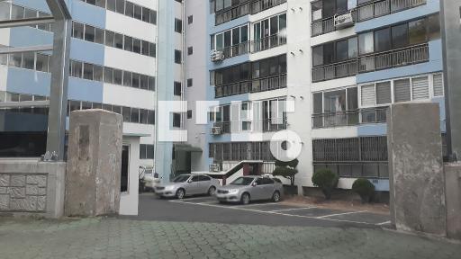 교통이 편리하고 입지가 좋음 신세계백화점과 롯데마트가  인접하여 편리함 - View 2
