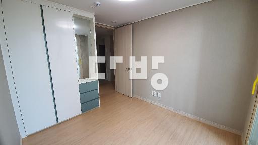 Apartment in 야음동 - View 2